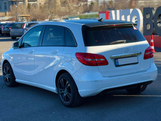 Mercedes B-Class foto 8