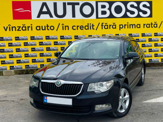 Skoda Superb foto 1