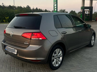 Volkswagen Golf foto 2