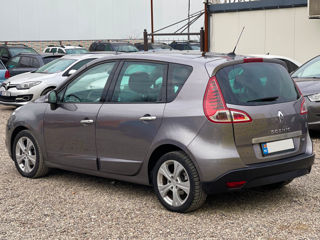 Renault Scenic foto 9