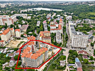 Apartament cu 2 camere, 67 m², Buiucani, Chișinău foto 2