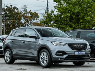 Opel Grandland X foto 1