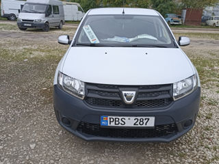 Dacia Sandero foto 1