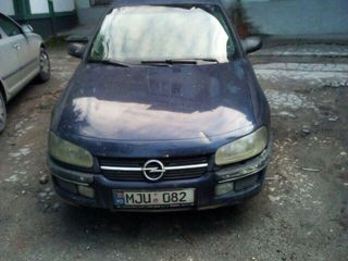 Opel Omega foto 5