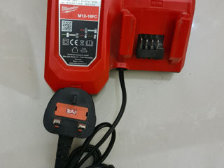 Incarcator Milwaukee rapid, nou la 220V.Milwaukee Rapid Charge foto 1