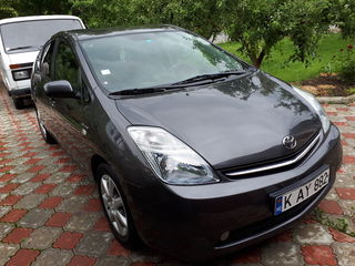 Toyota Prius foto 1