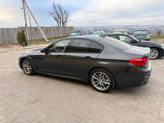 BMW 5 Series foto 5