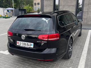 Volkswagen Passat foto 4