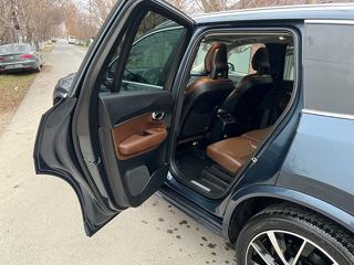 Volvo XC90 foto 10