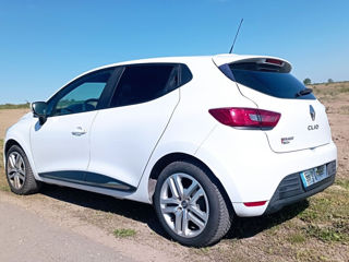 Renault Clio foto 2