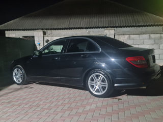 Mercedes C-Class foto 7