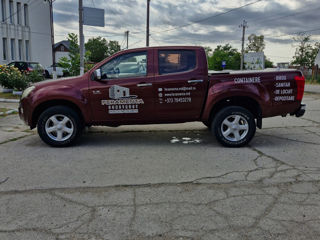Isuzu D-Max фото 1