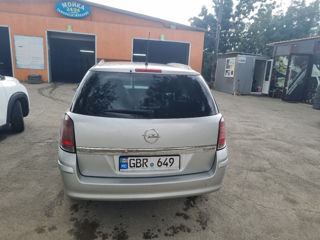 Opel Astra foto 4