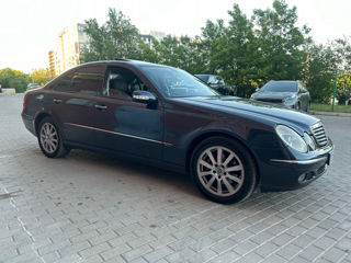 Mercedes E-Class foto 5