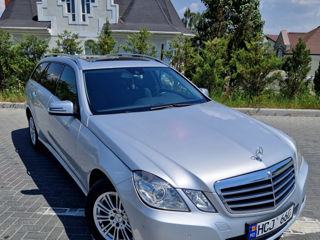 Mercedes E-Class foto 1