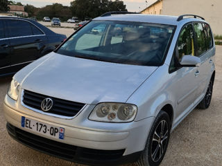 Volkswagen Touran foto 7