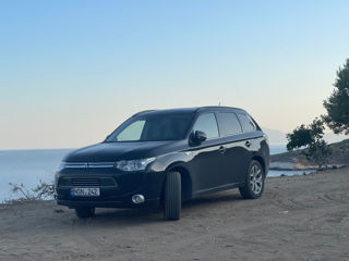 Mitsubishi Outlander foto 10