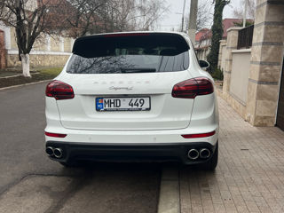 Porsche Cayenne foto 4