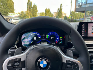 BMW 5 Series foto 18