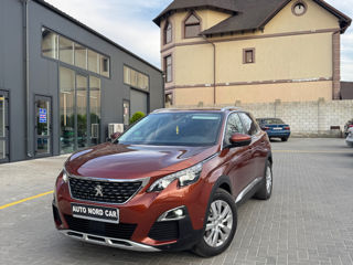 Peugeot 3008 foto 1