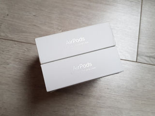 Apple Airpods 3, Apple Airpods Pro foto 3