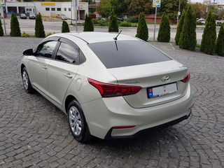 Hyundai Accent foto 10