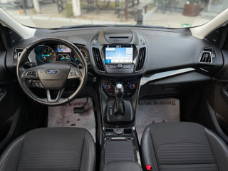 Ford Kuga foto 11