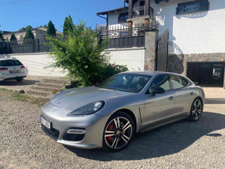 Porsche Panamera foto 1