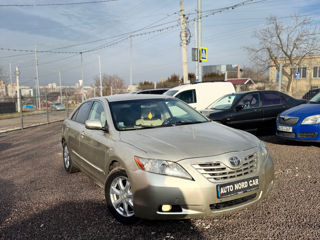 Toyota Camry foto 2