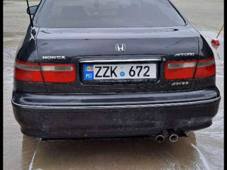 Honda Accord foto 2