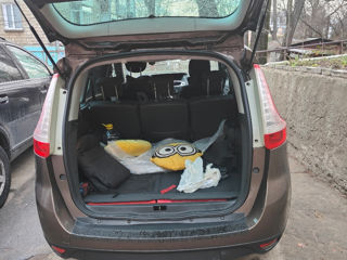 Renault Grand Scenic foto 3