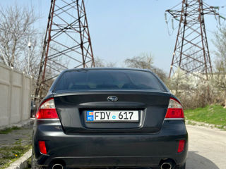 Subaru Legacy foto 5