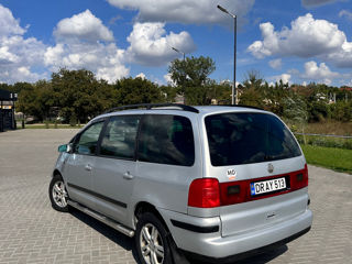 Volkswagen Sharan foto 6