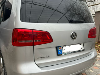 Volkswagen Touran foto 4