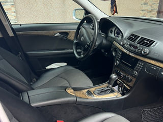 Mercedes E-Class foto 8