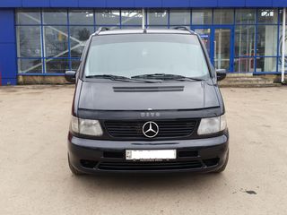 Mercedes Vito foto 2