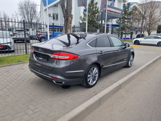 Ford Mondeo foto 5