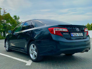 Toyota Camry foto 3