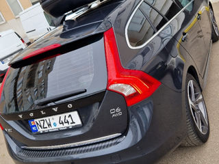 Volvo V60 foto 9