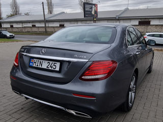 Mercedes E-Class foto 4