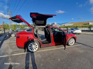 Tesla Model X foto 4