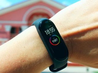 Brățară Xiaomi mi band credit 0% + 1000 lei cadou! Reducere de pina la -20%! foto 1