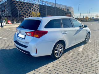 Toyota Auris foto 4