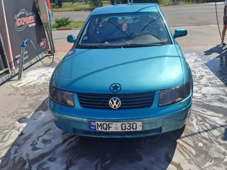 Volkswagen Passat foto 3