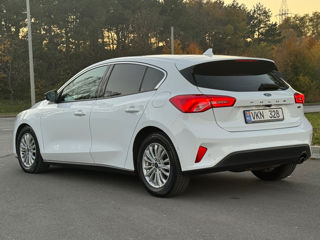 Ford Focus foto 6