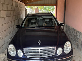 Mercedes E-Class foto 10