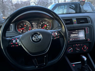 Volkswagen Jetta foto 6