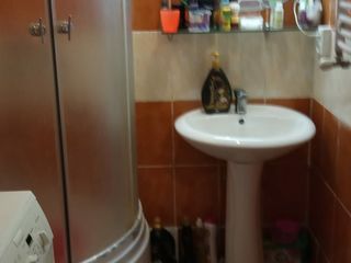 Urgent!!! Apartament cu 2 odai + loc de casa in or.Falesti foto 10