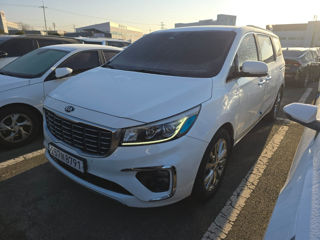 KIA Carnival foto 3