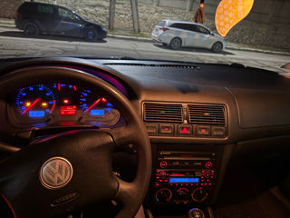 Volkswagen Golf foto 8